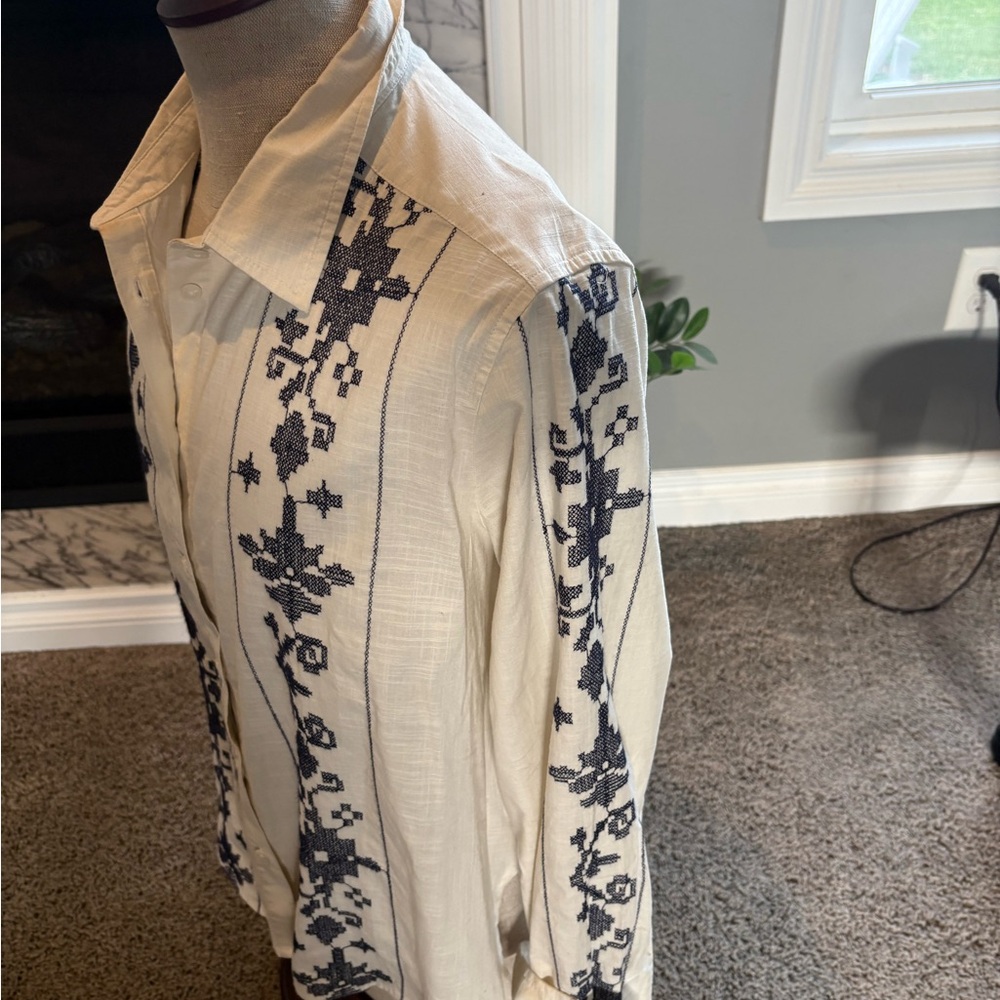 LOFT Cream Button-Down Shirt with Navy Embroidery - Picture 5 of 7